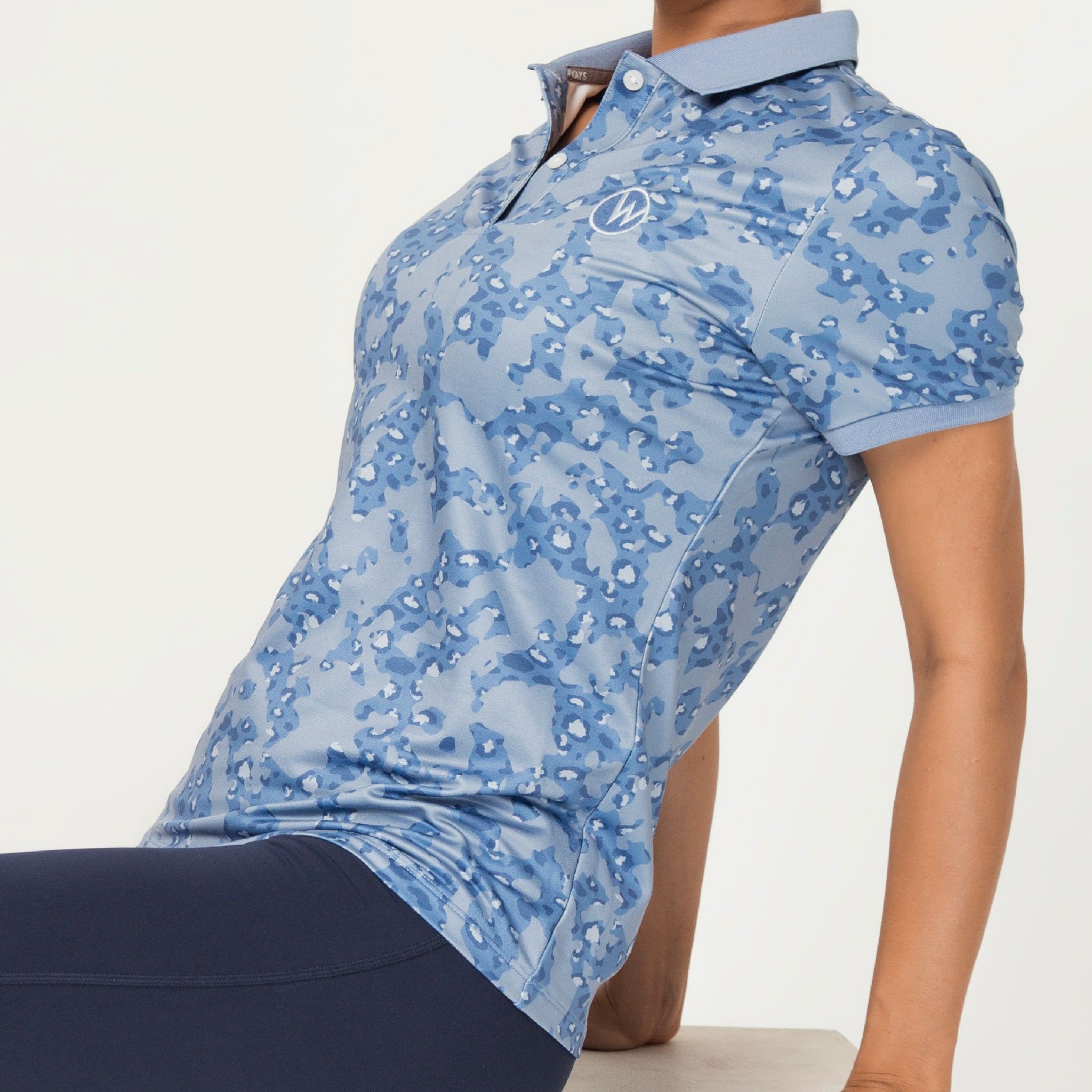 Áo polo basic họa tiết camo logo OW nữ SLP 3003
