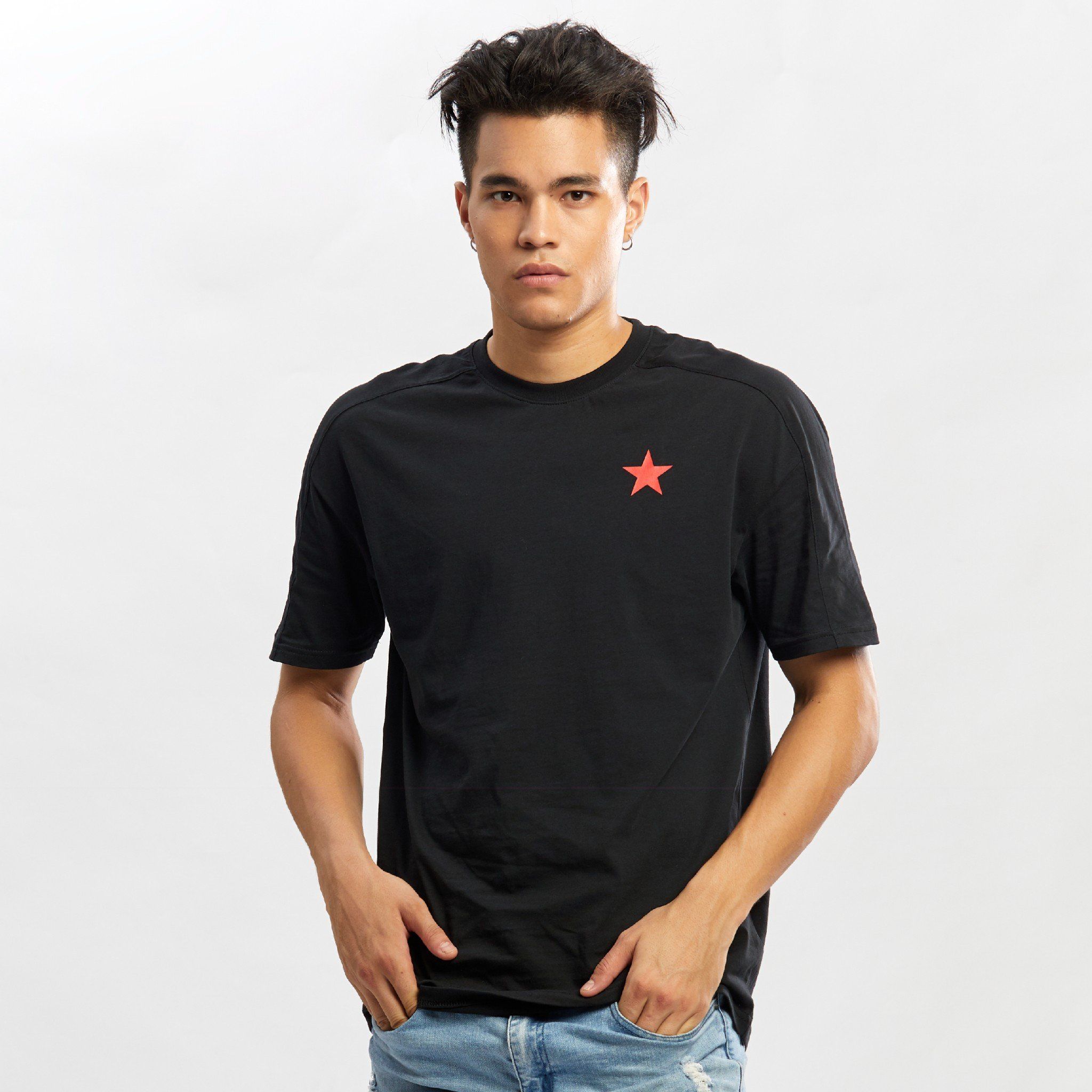 Áo thun graphic