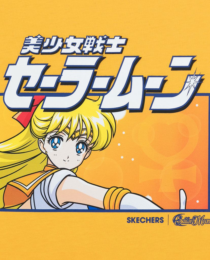 SKECHERS - Áo thun nữ phom suông ngắn tay Sailor Moon