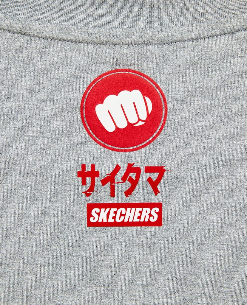 SKECHERS - Áo thun ngắn tay phom suông One Punch Man