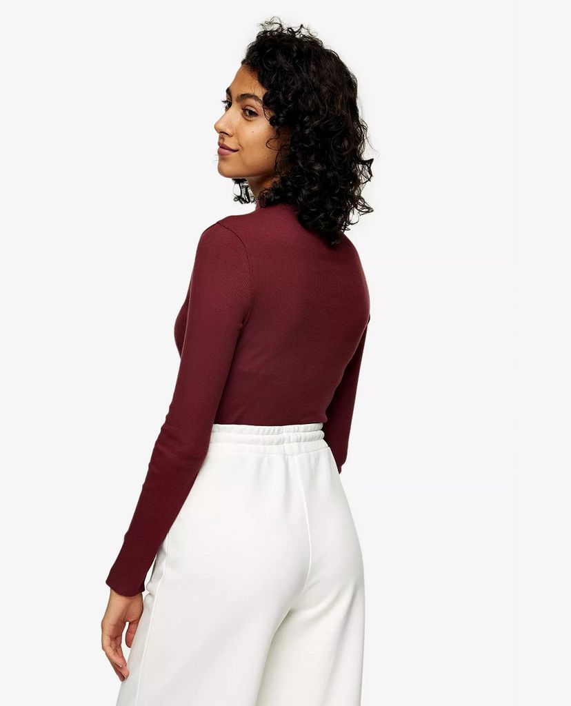 TOPSHOP - Áo thun tay dài cổ cao Burgundy Funnel