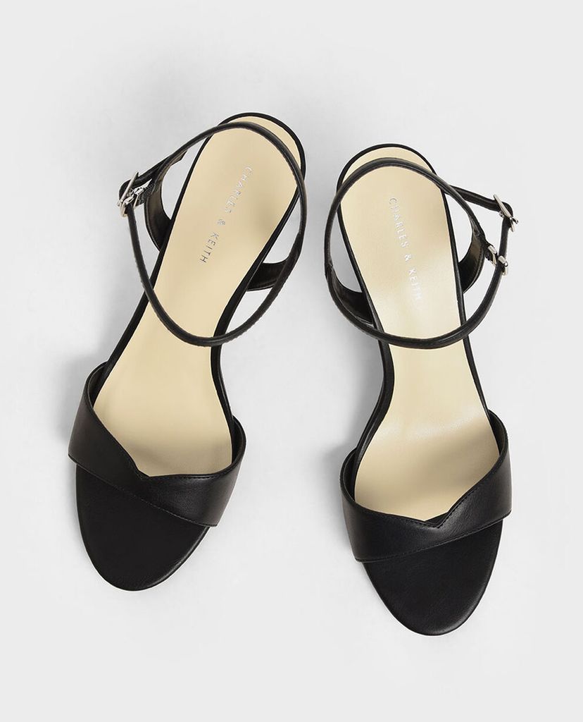 CHARLES & KEITH - Giày cao gót quai ngang Sweetheart Topline