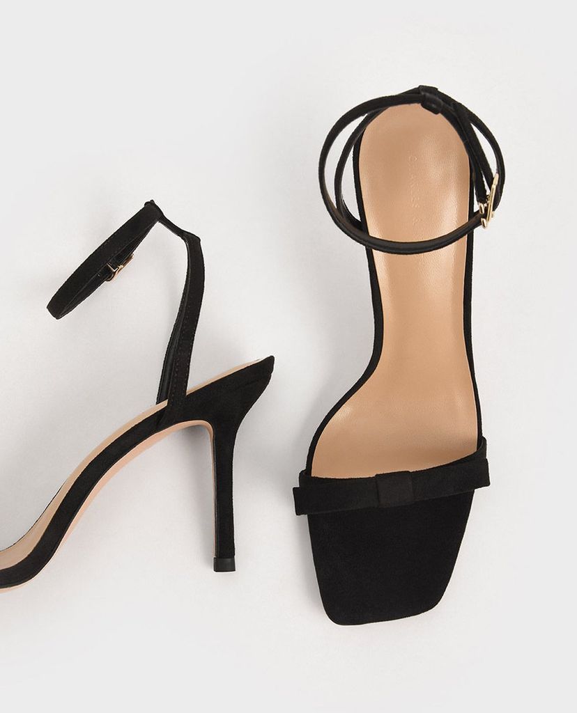 CHARLES & KEITH - Giày cao gót sandals Textured Bow Ankle Strap