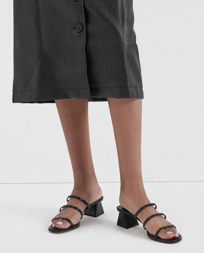 CHARLES & KEITH - Giày sandals cao gót đế vuông Triple Strap