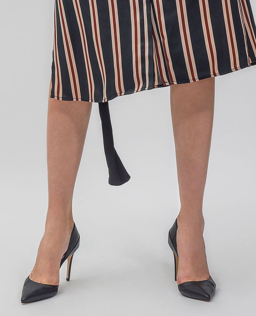 CHARLES & KEITH - Giày cao gót mũi nhọn thời trang