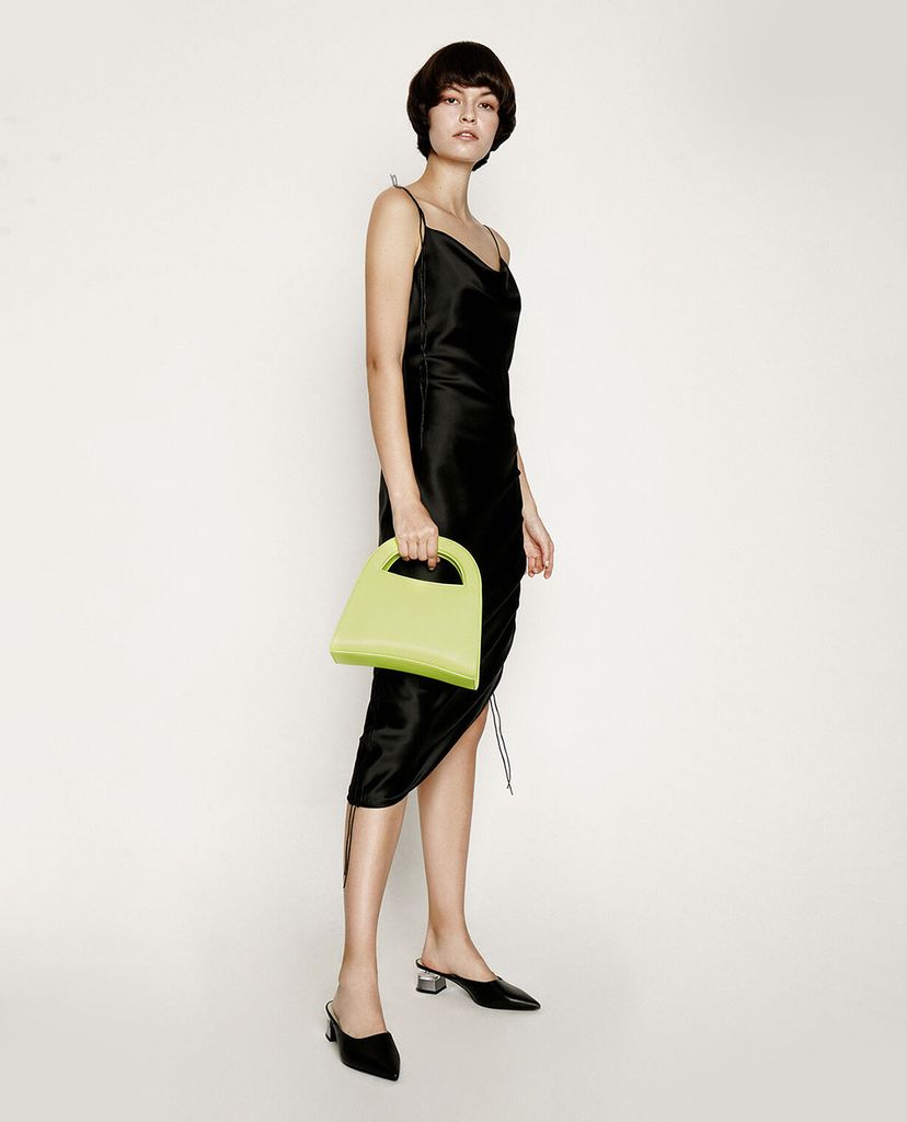 CHARLES & KEITH - Giày cao gót mũi nhọn Lucite Chrome