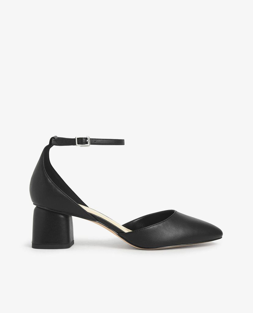CHARLES & KEITH - Giày cao gót mũi nhọn Almond Toe Block