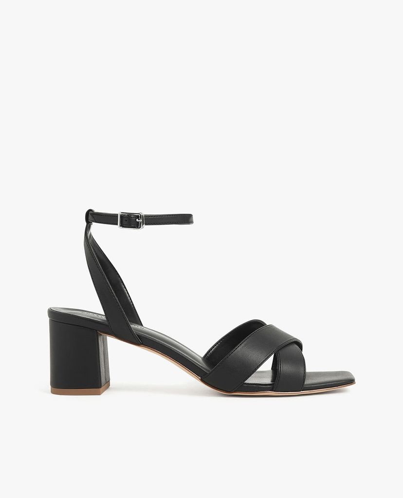 CHARLES & KEITH - Giày cao gót quai chéo Criss Cross Block