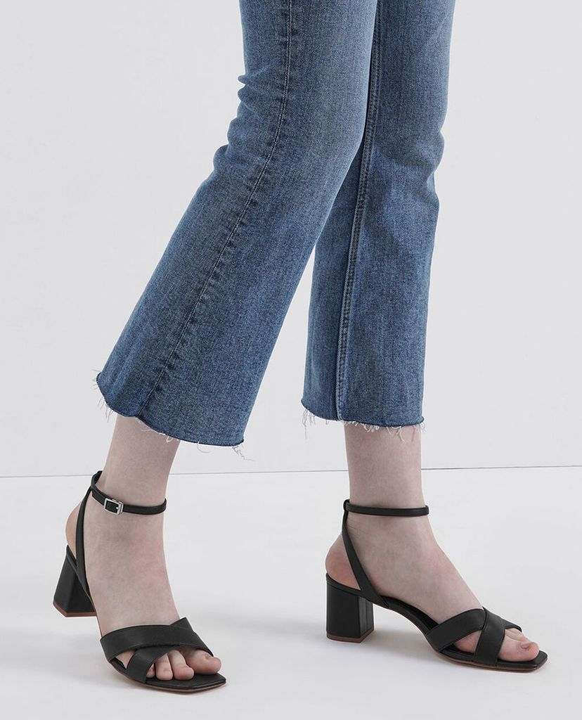 CHARLES & KEITH - Giày cao gót quai chéo Criss Cross Block
