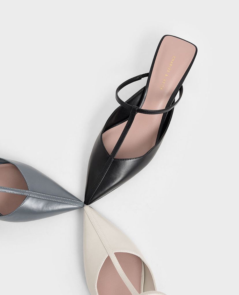CHARLES & KEITH - Giày cao gót mũi nhọn T Bar Chrome
