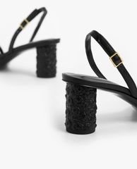 CHARLES & KEITH - Giày cao gót quai mảnh thời trang