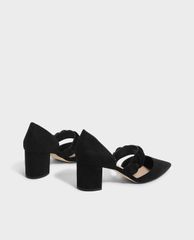 CHARLES & KEITH - Giày cao gót mũi nhọn Chain Detail Pointed