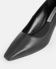 CHARLES & KEITH - Giày cao gót mũi nhọn Kitten Heel Court