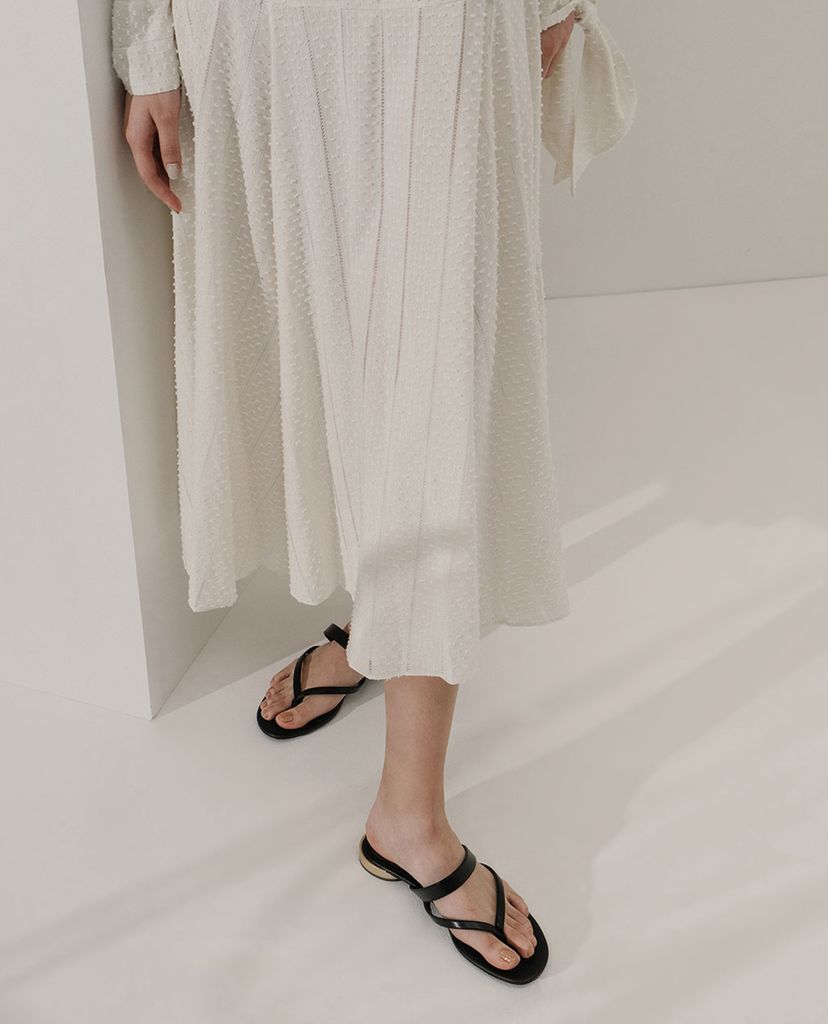 CHARLES & KEITH - Giày sandal nữ xỏ ngón phối quai ngang Open Toe Thong