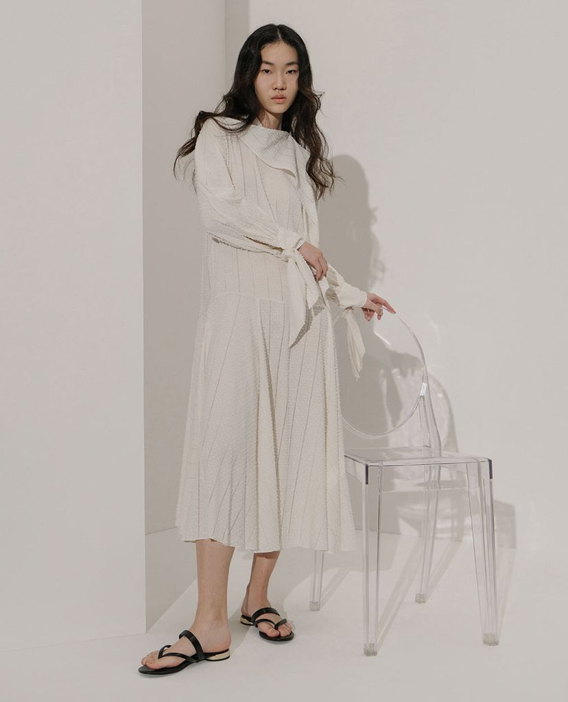 CHARLES & KEITH - Giày sandal nữ xỏ ngón phối quai ngang Open Toe Thong
