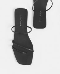 CHARLES & KEITH - Giày sandals quai ngang Strappy Thong