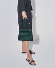 CHARLES & KEITH - Giày sandal nữ Embellished Slide