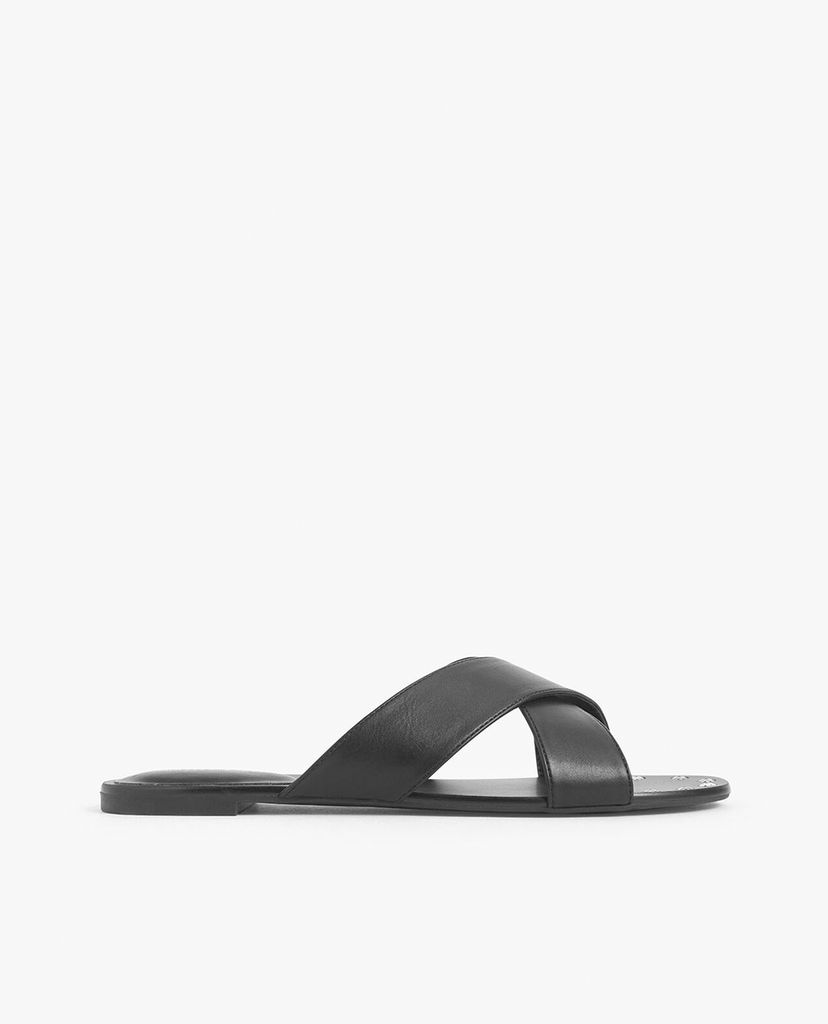 CHARLES & KEITH - Giày sandal nữ quai chéo Metallic Embellished Sole