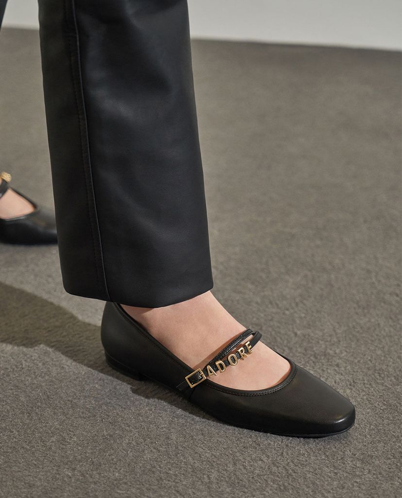 CHARLES & KEITH - Giày đế bệt nữ mũi nhọn Adore Mary Jane