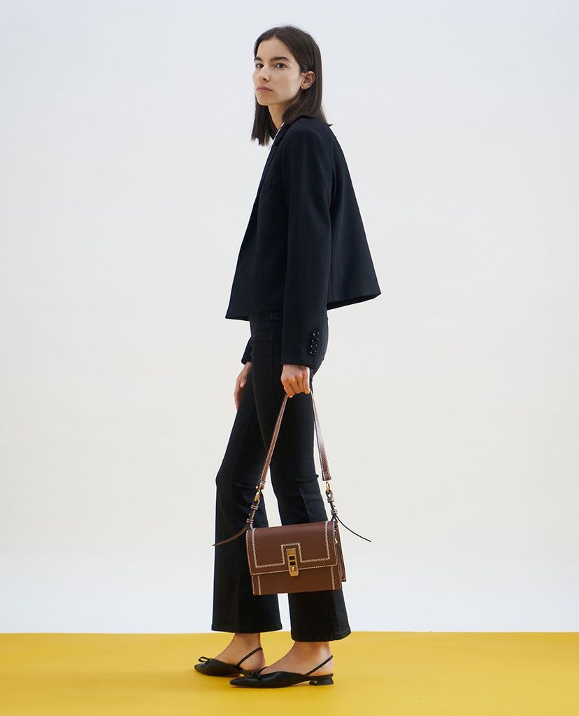 CHARLES & KEITH - Giày đế bệt mũi nhọn Patent Bow