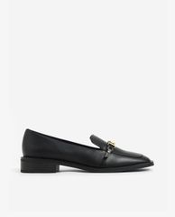 CHARLES & KEITH - Giày đế bệt nữ mũi vuông Love You Loafer