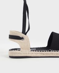 CHARLES & KEITH - Giày sandals nữ mũi tròn Tie Around Espadrille