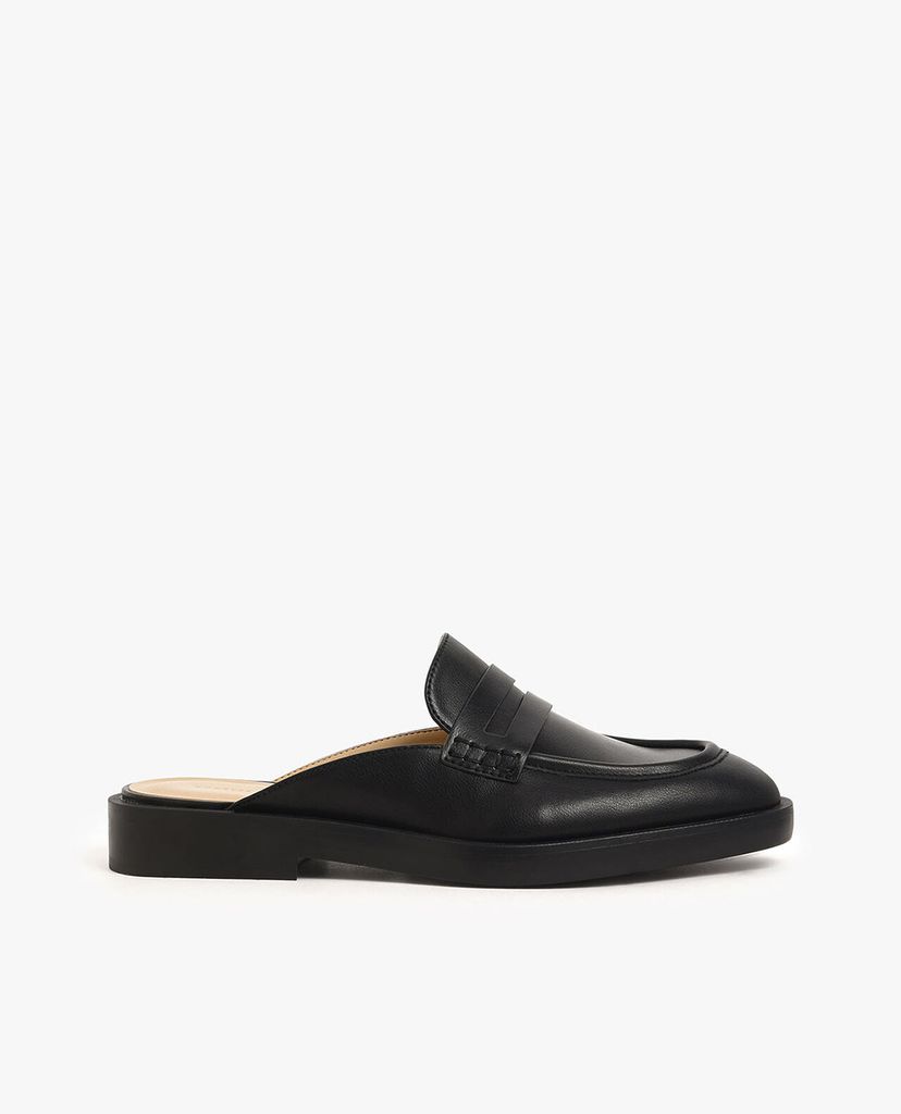 CHARLES & KEITH - Giày đế bệt nữ Penny Loafer
