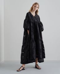 CHARLES & KEITH - Giày sandals nữ hở mũi quai ngang Wood Effect Chain Link