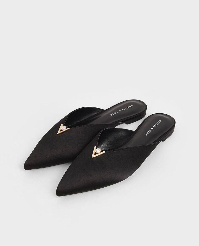 CHARLES & KEITH - Giày đế bệt mũi nhọn Satin Embellished V Cut