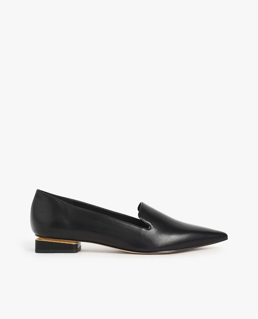CHARLES & KEITH - Giày đế bệt mũi nhọn Metal Accent