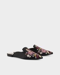 CHARLES & KEITH - Giày mules nữ mũi nhọn thêu hoa thời trang