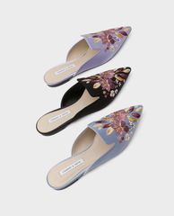 CHARLES & KEITH - Giày mules nữ mũi nhọn thêu hoa thời trang