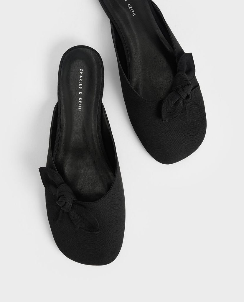 CHARLES & KEITH - Giày mules nữ mũi tròn Knotted Fabric