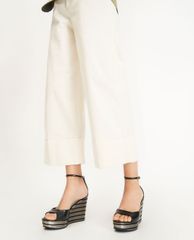 CHARLES & KEITH - Giày đế xuồng quai ngang thời trang