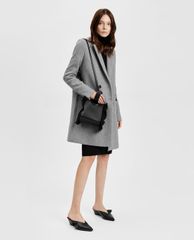 CHARLES & KEITH - Giày đế xuồng mũi nhọn Ruffle Detail Low Wedge