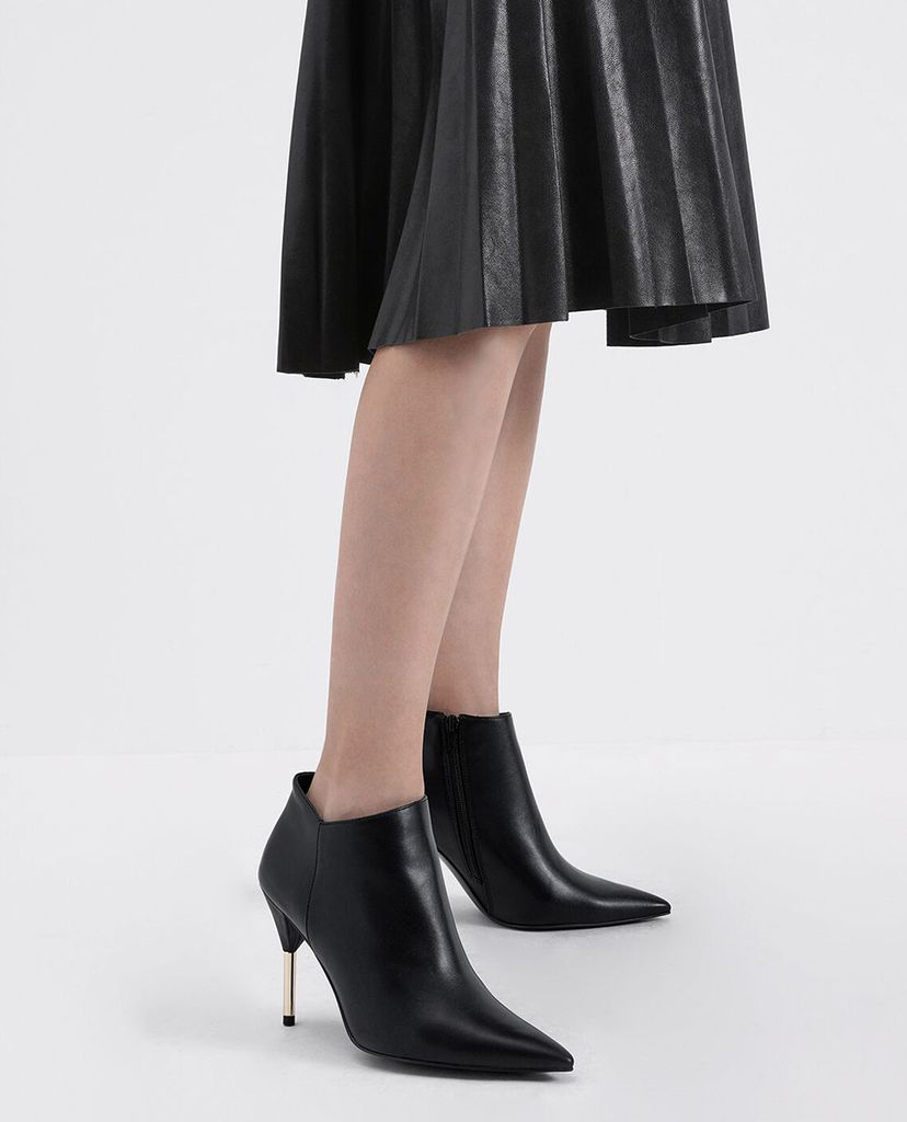 CHARLES & KEITH - Giày boots nữ mũi nhọn Velvet Metallic Stiletto Heel