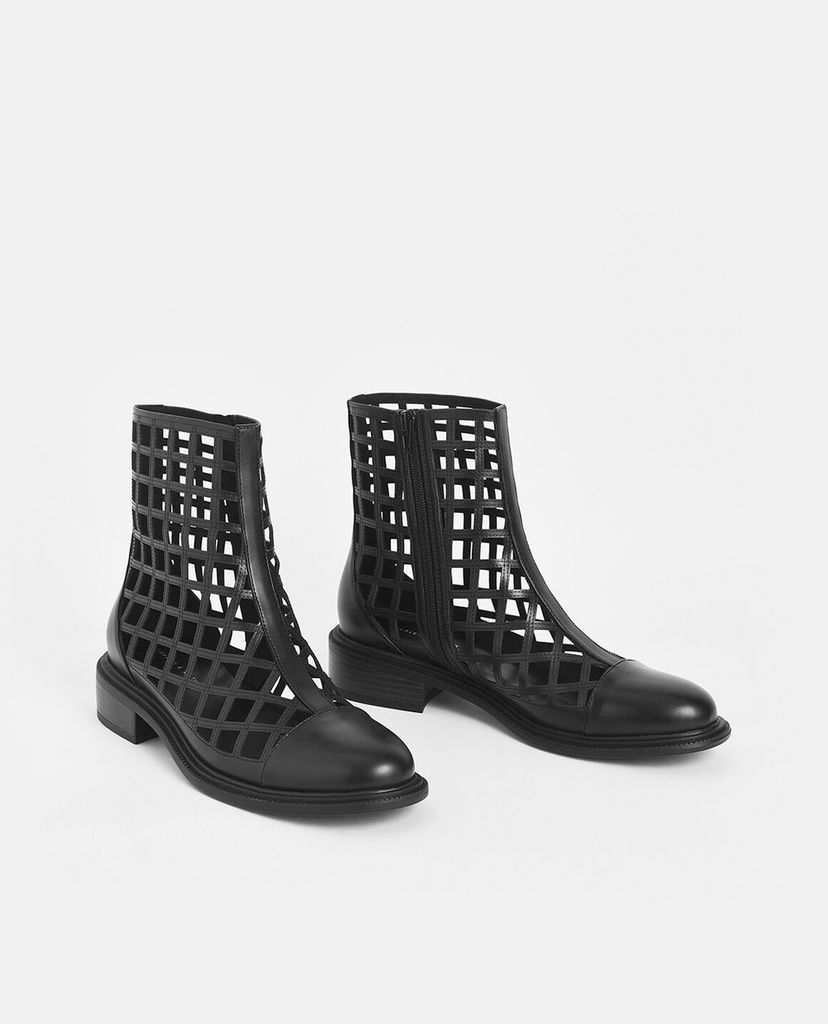 CHARLES & KEITH - Giày boots nữ mũi nhọn Caged