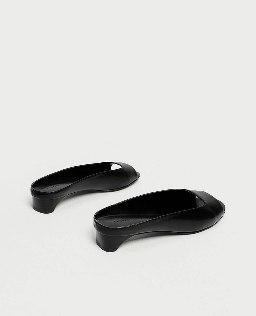 CHARLES & KEITH - Giày sandal nữ Geometric Cut Kitten