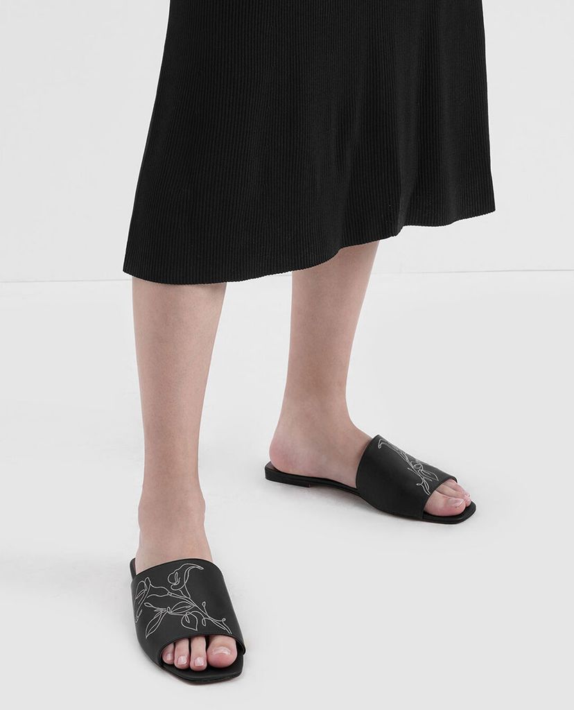 CHARLES & KEITH - Dép nữ họa tiết hoa Floral Embroidered