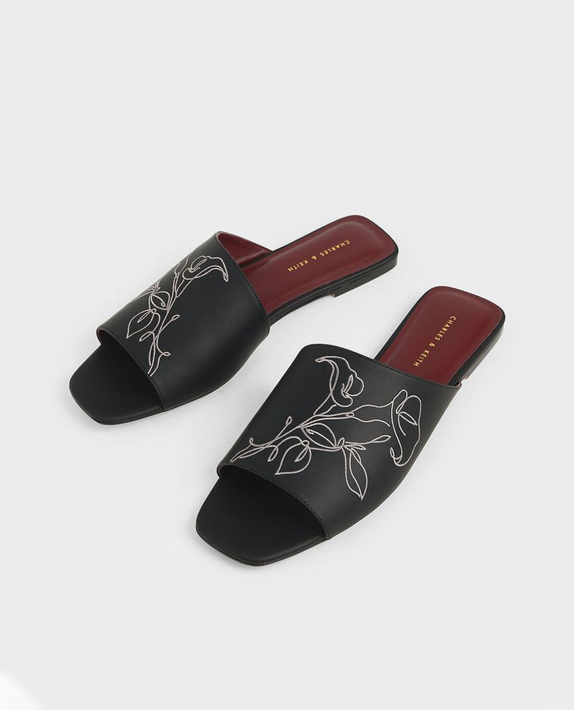 CHARLES & KEITH - Dép nữ họa tiết hoa Floral Embroidered
