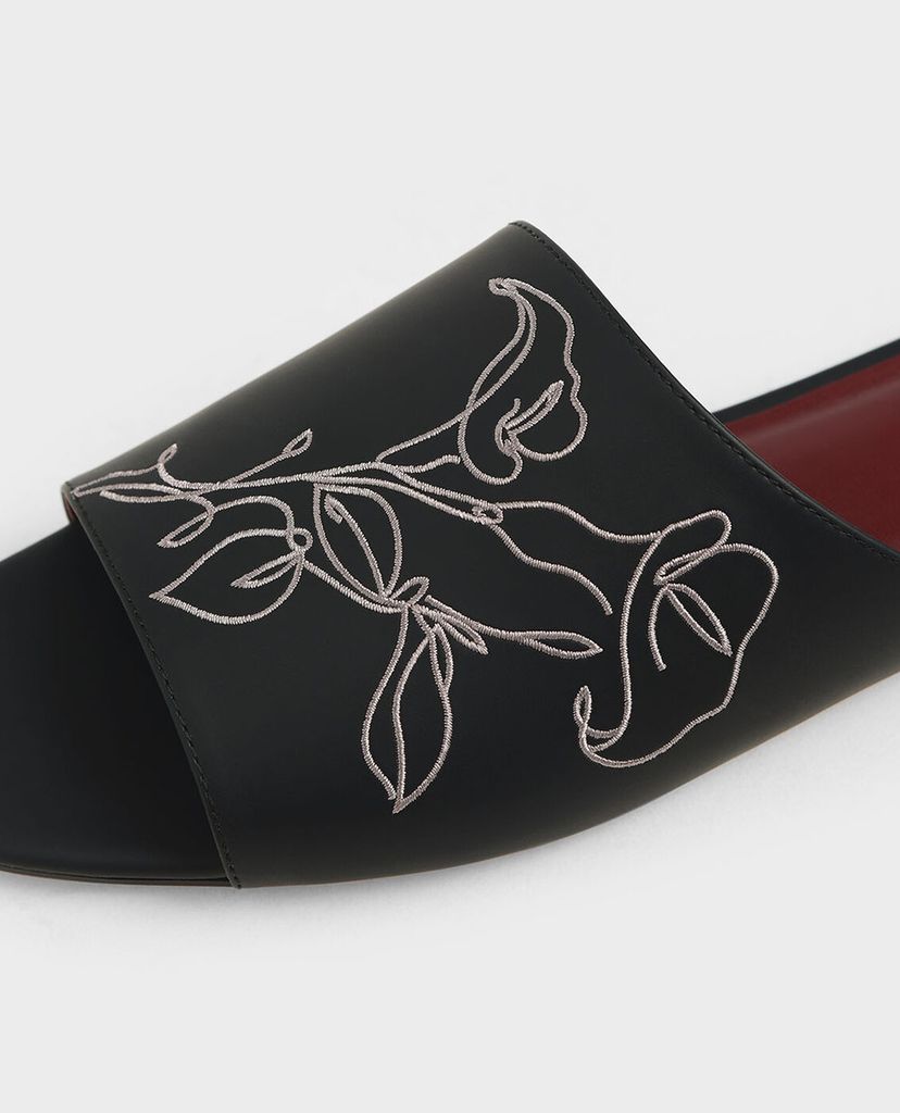 CHARLES & KEITH - Dép nữ họa tiết hoa Floral Embroidered