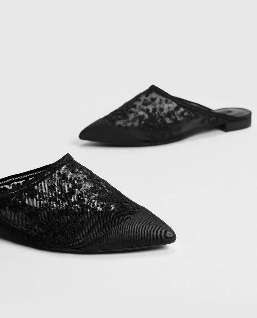 CHARLES & KEITH - Giày đế bệt nữ mũi nhọn Floral Embroidery