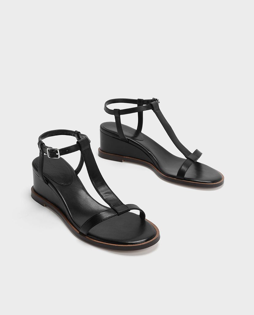 CHARLES & KEITH - Giày đế xuồng T Bar Wedges