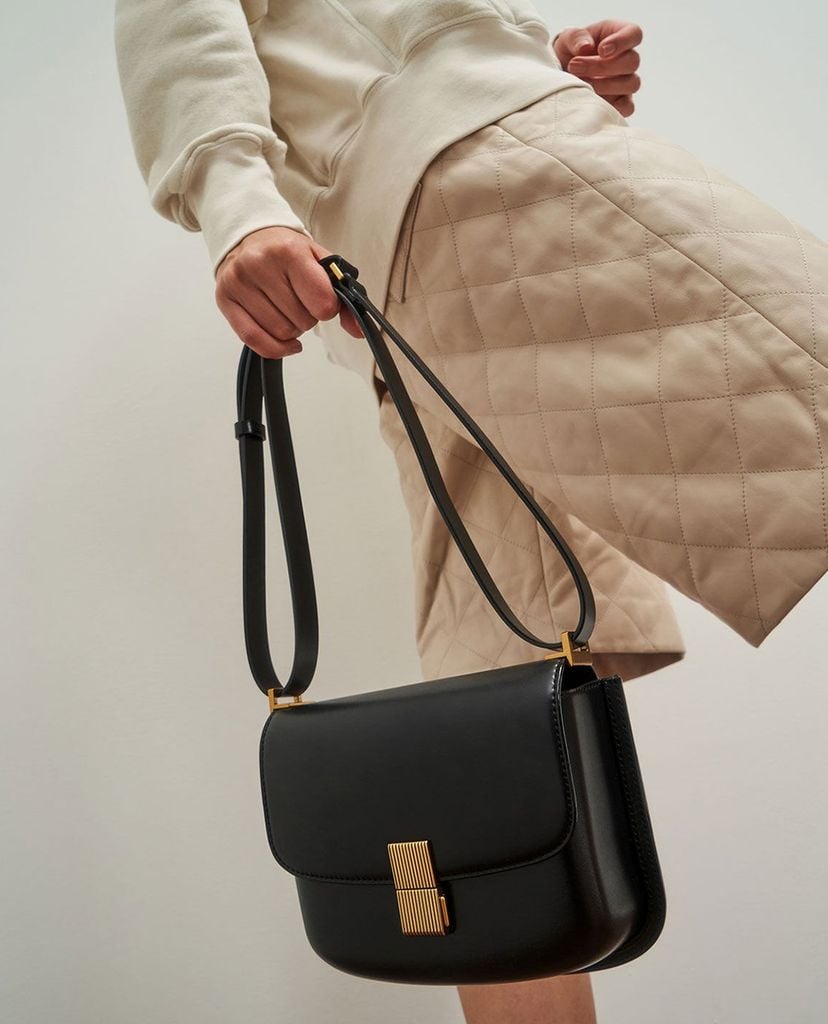 CHARLES & KEITH - Túi đeo vai nữ chữ nhật Metallic Push Lock
