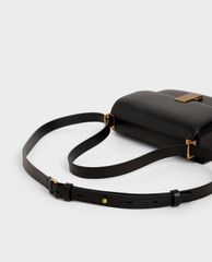 CHARLES & KEITH - Túi đeo vai nữ chữ nhật Metallic Push Lock