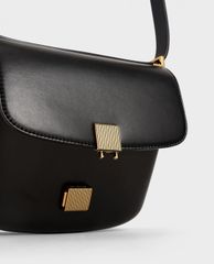 CHARLES & KEITH - Túi đeo vai nữ chữ nhật Metallic Push Lock