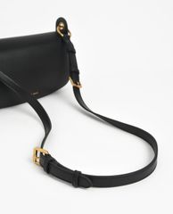 CHARLES & KEITH - Túi đeo vai nữ chữ nhật Coiled Top Handle