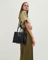 CHARLES & KEITH - Túi tote nữ hình vuông Double Handle