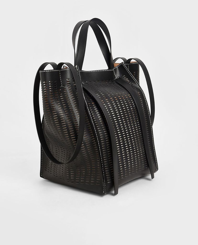 CHARLES & KEITH - Túi đeo vai nữ hình thang Large Laser Cut