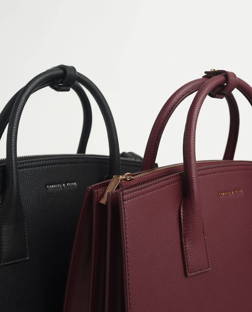 CHARLES & KEITH - Túi đeo vai nữ chữ nhật Large Structured